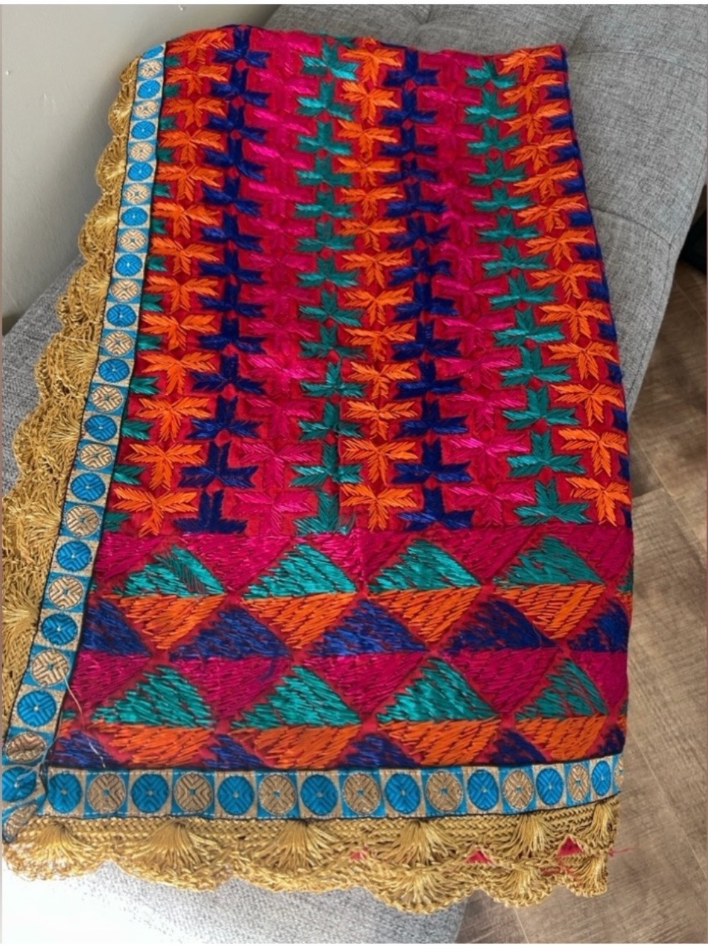 Indian Desi- Hand-embroidered Phulkari
Cotton schawl in vibrant colors